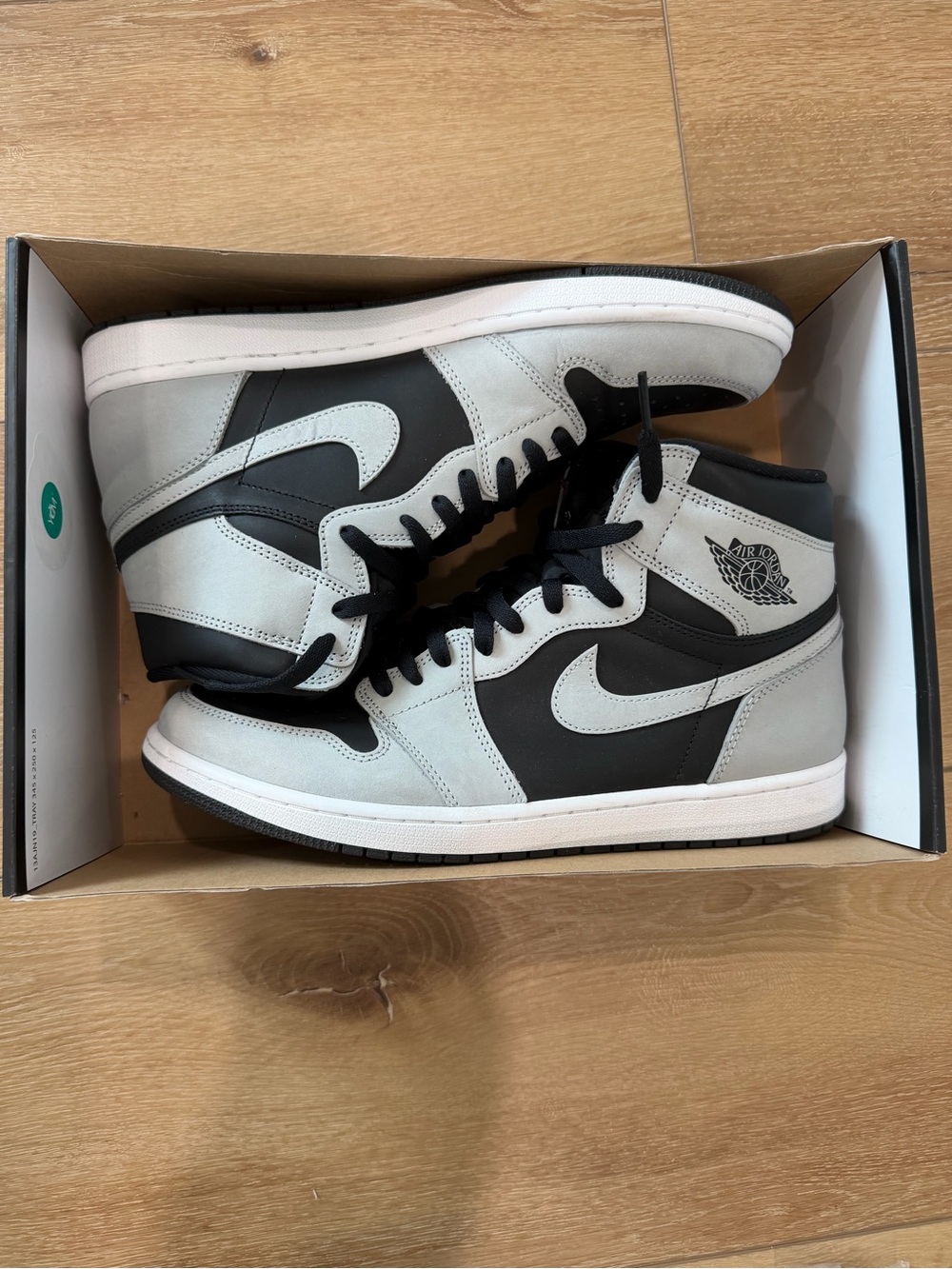 Air Jordan 1 Retro High Shadow OG 2.0 - Picture 2 of 10